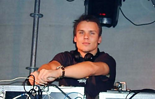 dj_09.jpg